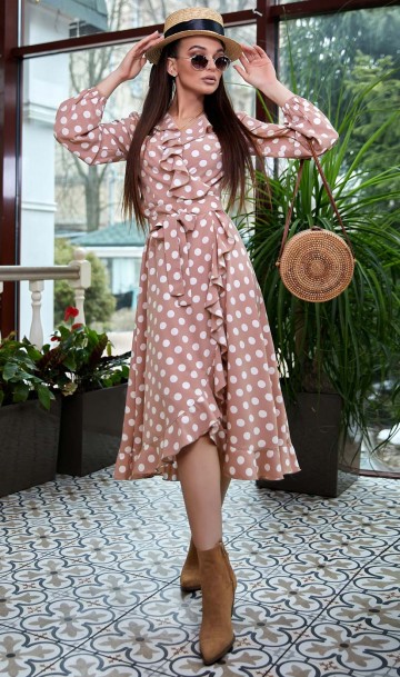 Модное платье в горошек персиковое Д-268