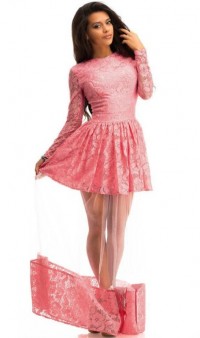 Розовое гипюровое платье с фатиновой полупрозрачной юбкой, фото