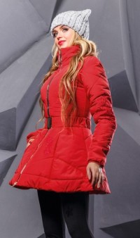 Зимняя куртка красного цвета с вышивкой СК-299