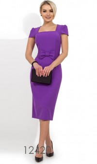Фиолетовое платье-футляр с бантом на талии Д-1229