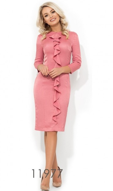 Розовое платье с оригинальным воланом Д-1300