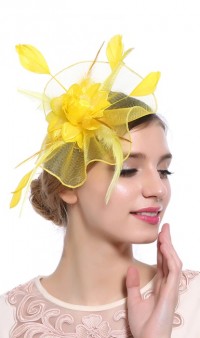 Нарядная женская шляпка желтого цвета А-1120
