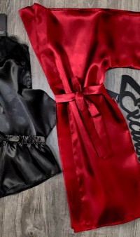 Атласный набор тройка бордовый халат и черная пижама АТ-1095